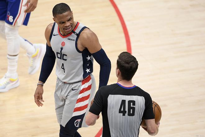 展现了极高 展现了极高